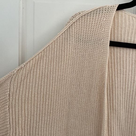 Universal Thread sweater - Picture 3 of 4